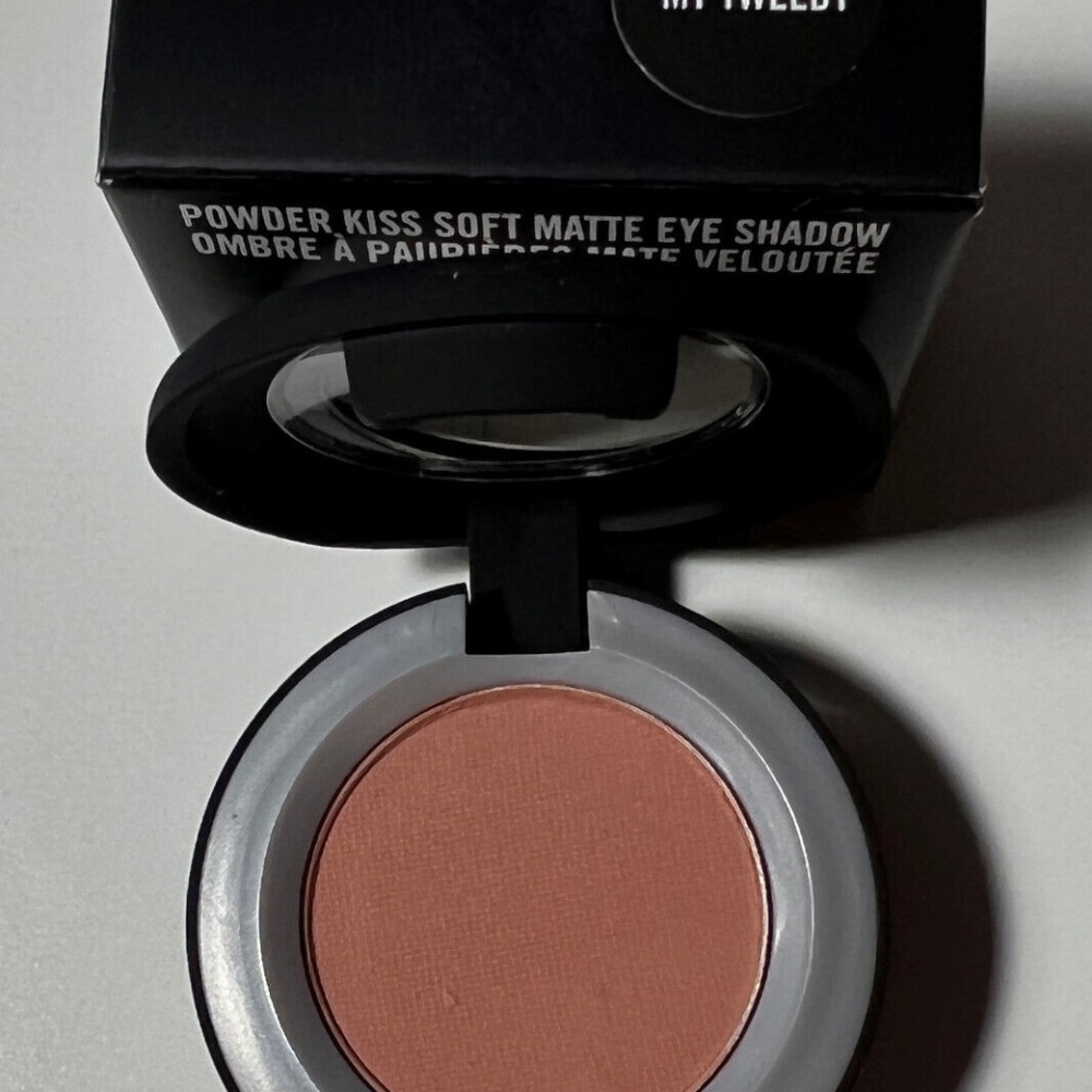MAC Eye Shadow My Tweedy New!